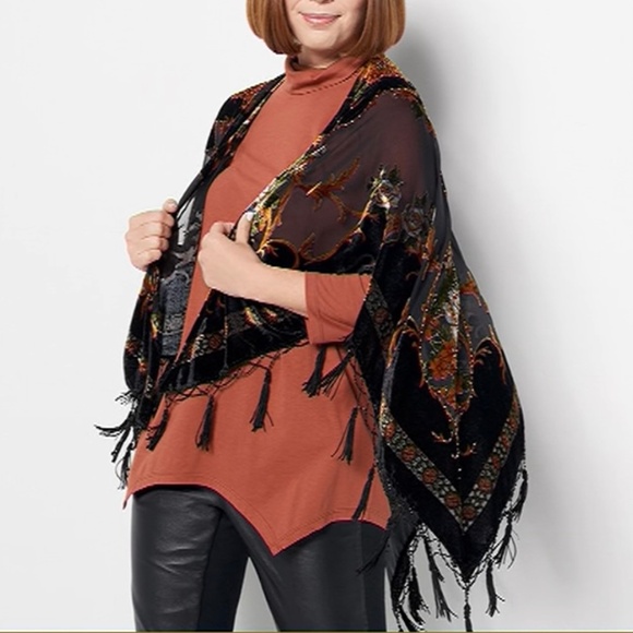 Kirks Folly Beaded Garden of Black Mist Open Front Wrap Poncho OS - Picture 1 of 16